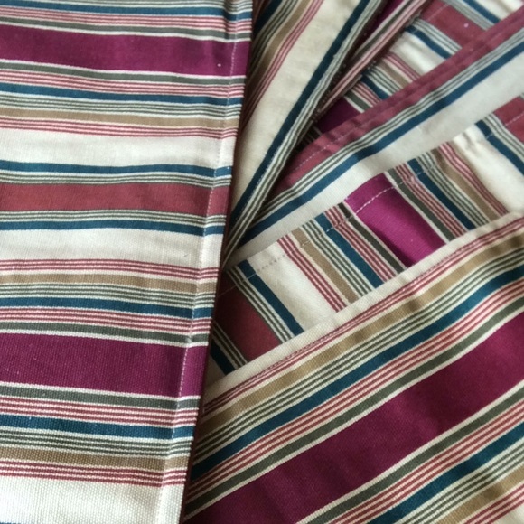 FINAL SALE PRICE 8 Pc Colorful Striped Placemats - Picture 4 of 4